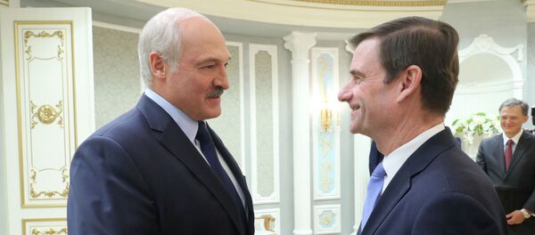 Президент Беларуси Александр Лукашенко и заместитель главы Госдепартамента США Дэвид Хэйл - Sputnik Беларусь