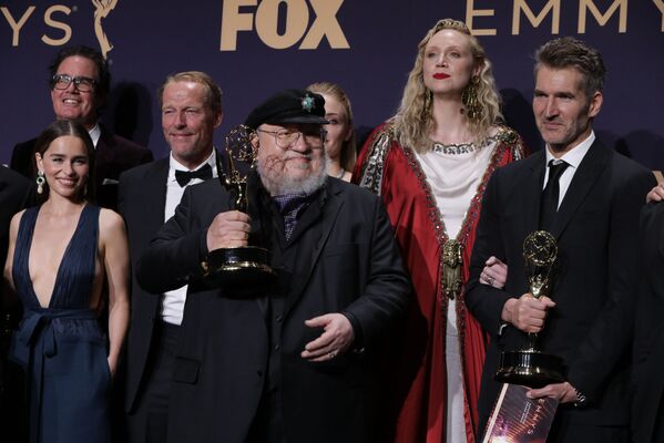 Серыял тэлеканала HBO Гульня тронаў, заключны восьмы сезон якога выйшаў на экраны ў гэтым годзе, заваяваў галоўную ўзнагароду тэлеакадэміі ЗША Emmy. - Sputnik Беларусь