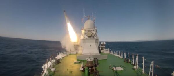 Модернизированный Смерч отстрелялся из Урана по морской цели - видео - Sputnik Беларусь