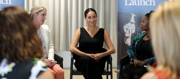 Меган Маркл в Африке - Sputnik Беларусь