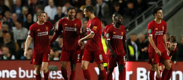 Футболисты Ливерпуля в матче Кубка английской лиги Футболисты Ливерпуля в матче Кубка английской лиги - Sputnik Беларусь