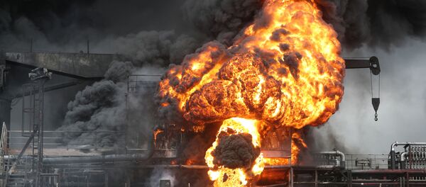 При пожаре на судне в южнокорейском порту пострадали 18 человек При пожаре на судне в южнокорейском порту пострадали 18 человек - Sputnik Беларусь