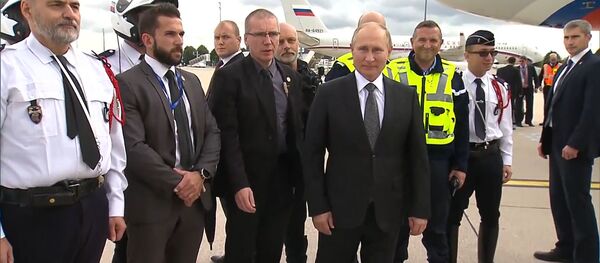 Путин в аэропорту - Sputnik Беларусь