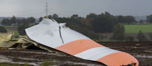 Часть ветроэнергетической станции рухнула из-за сильного шторма в Фриделе, Германия, в понедельник, 30 сентября 2019 года - Sputnik Беларусь