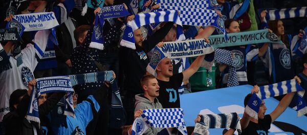 Болельщики минского Динамо - Sputnik Беларусь
