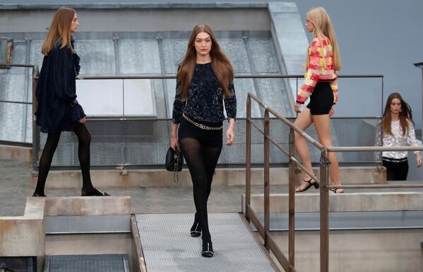 Неделя моды в Париже: Chanel - Sputnik Беларусь