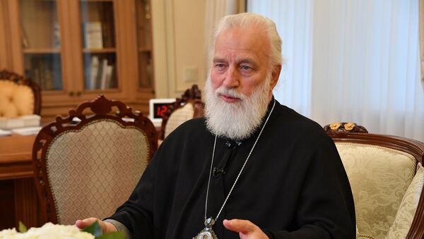 Того, кто не служил в армии, определить легко, уверен митрополит Павел, за плечами которого два года службы в Германии  - Sputnik Беларусь