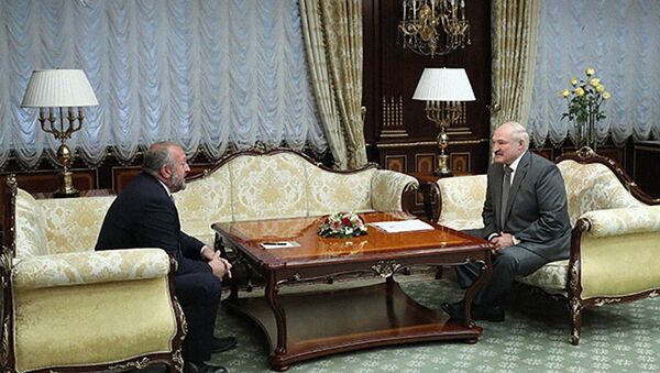Президент Беларуси Александр Лукашенко 7 октября на встрече с экс-президентом Грузии Георгием Маргвелашвили - Sputnik Беларусь