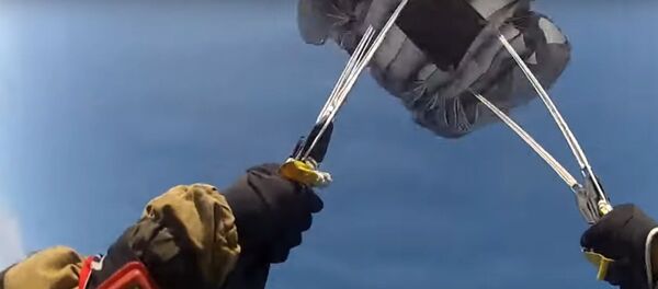 Как десантируются морпехи? Видео от первого лица - Sputnik Беларусь