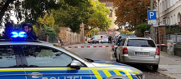 Полиция охраняет район после стрельбы в немецком городе Галле - Sputnik Беларусь