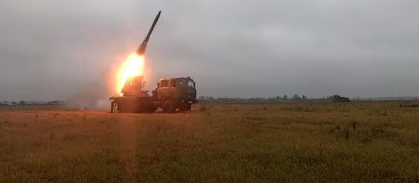 Минобороны обнародовало кадры испытания РСЗО Ураган - Sputnik Беларусь