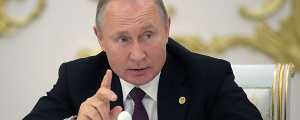 Прэзідэнт Расіі Уладзімір Пуцін на пасяджэнні Савета кіраўнікоў дзяржаў Садружнасці Незалежных Дзяржаў Прэзідэнт Расіі Уладзімір Пуцін на пасяджэнні Савета кіраўнікоў дзяржаў Садружнасці Незалежных Дзяржаў - Sputnik Беларусь