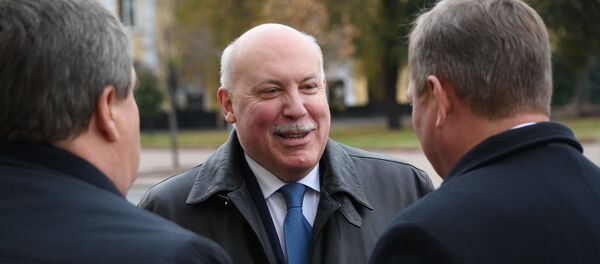 Посол России Дмитрий Мезенцев Посол России Дмитрий Мезенцев - Sputnik Беларусь