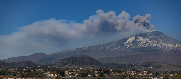 Дым над Этной - Sputnik Беларусь