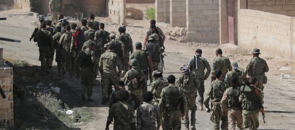 Поддерживаемые Турцией сирийские повстанцы Поддерживаемые Турцией сирийские повстанцы - Sputnik Беларусь