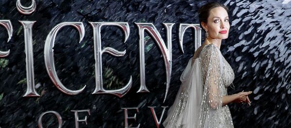 Голливудская актриса Анджелина Джоли - Sputnik Беларусь