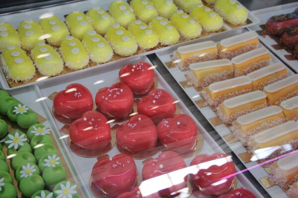 Домашние копчености и арахисовая паста: что еще вы не знали про Комаровку - Sputnik Беларусь