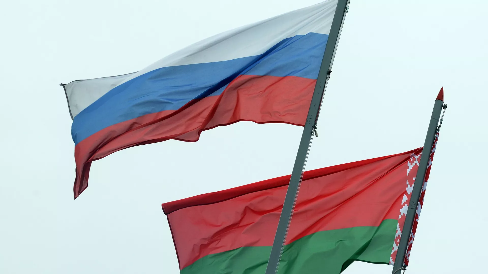 Флаги России и Беларуси, архивное фото - Sputnik Беларусь, 1920, 08.12.2022