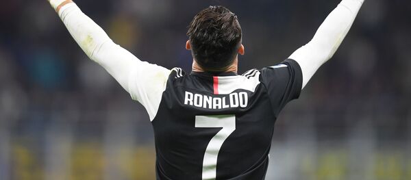 Португальский футболист Криштиану Роналду Португальский футболист Криштиану Роналду - Sputnik Беларусь