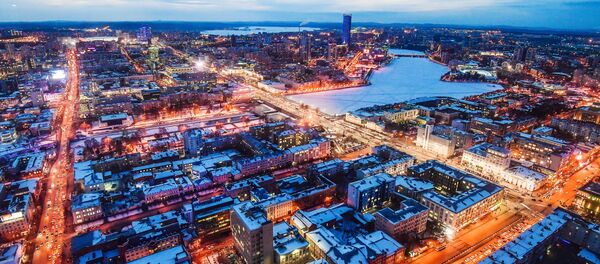 Вечерний Екатеринбург, архивное фото Вечерний Екатеринбург, архивное фото - Sputnik Беларусь
