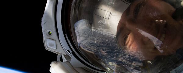 Астронавты NASA поделились селфи из космоса - Sputnik Беларусь