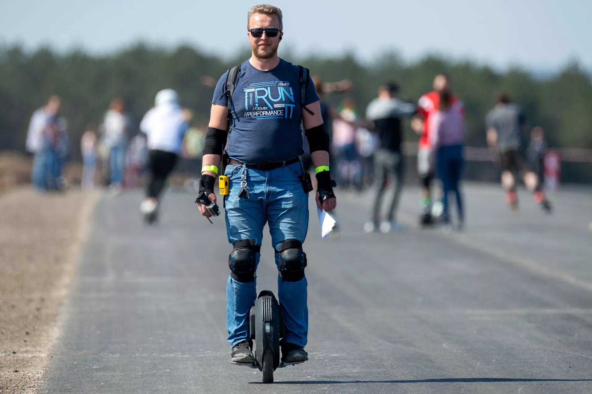 Моноколесо - компактное и маневренное личное транспортное средство Моноколесо - компактное и маневренное личное транспортное средство - Sputnik Беларусь, 1920, 07.08.2025