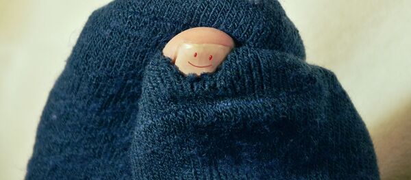 Дырявый носок, архивное фото - Sputnik Беларусь