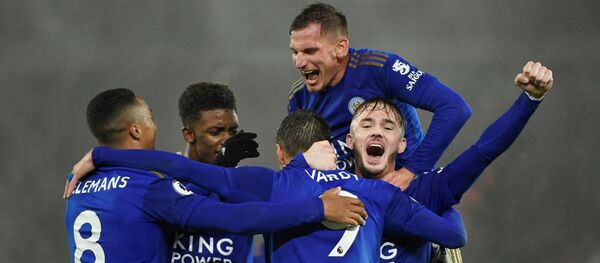 Футболисты Лестера празднуют забитый гол - Sputnik Беларусь