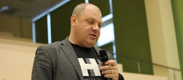 Руководитель общественного фонда “Мир Евразии”, политолог  Эдуард Полетаев  - Sputnik Беларусь