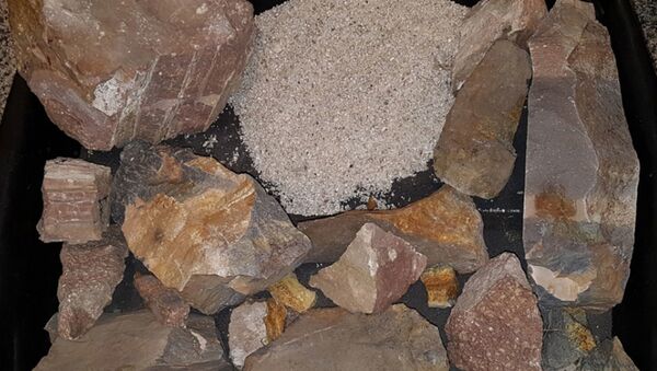 Камни и песок с пляжей Сардинии - Sputnik Беларусь