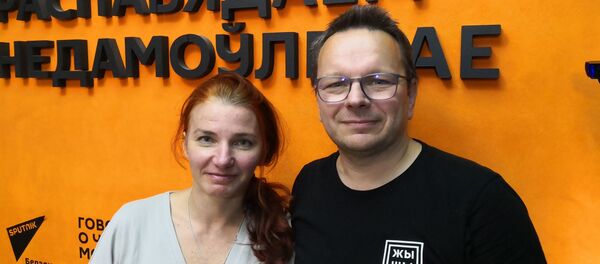 Жвалевский & Пастернак о юбилее, книжных форумах и вреде баррикад в литературе - Sputnik Беларусь