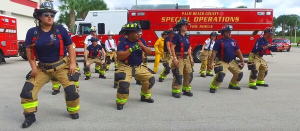 GitUp: американские пожарные придумали новый челлендж  - Sputnik Беларусь