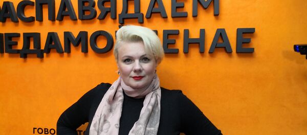 Прихожу в магазин плакать: налоговый инспектор об участии в конкурсе Plus Size - Sputnik Беларусь