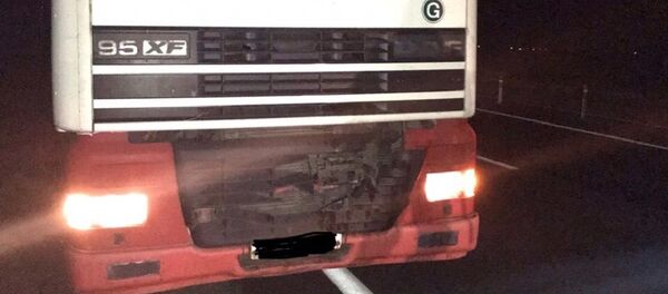 Фура, совершившая наезд на пешехода под Оршей - Sputnik Беларусь