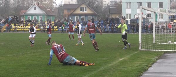 Клуб-новичок дзержинский Арсенал со счетом 2:1 обыграл Ошмяны-БГУФК - Sputnik Беларусь