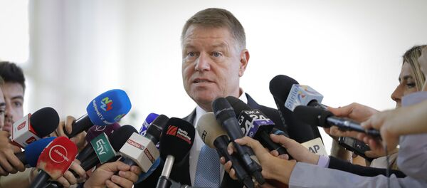 Президент Румынии Клаус Йоханнис Президент Румынии Клаус Йоханнис - Sputnik Беларусь