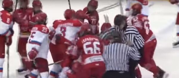 Массовая драка на хоккее - Sputnik Беларусь