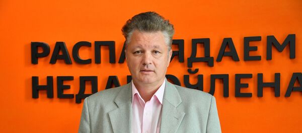 Елфимов: интеграция Беларуси и России процесс объективный, но не быстрый Елфимов: интеграция Беларуси и России процесс объективный, но не быстрый - Sputnik Беларусь