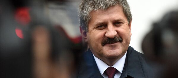 Председатель Гомельского облисполкома Геннадий Соловей принял участие в парламентских выборах - Sputnik Беларусь