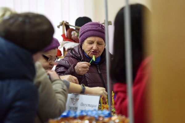 Губернатор Гомельщины проголосовал за баланс стабильности и прогресса - Sputnik Беларусь