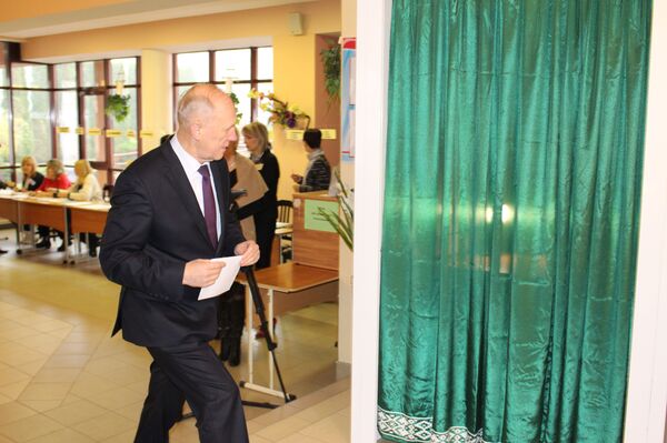 Гродненский губернатор о выборах в парламент: пусть это будут люди дела - Sputnik Беларусь