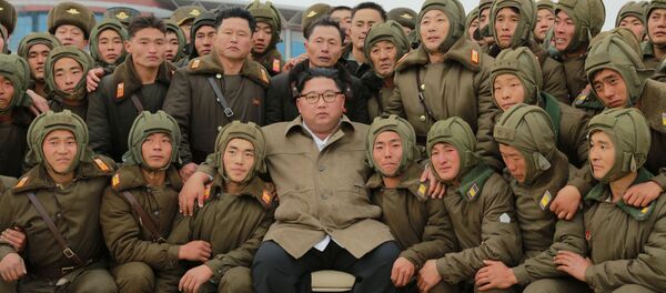 Ким Чен Ын на учениях десантников - Sputnik Беларусь