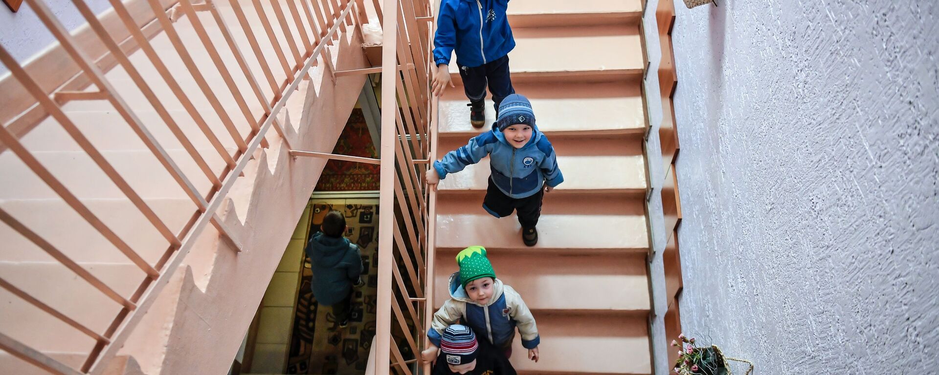 Воспитанники детского дома, архивное фото - Sputnik Беларусь, 1920, 13.04.2026