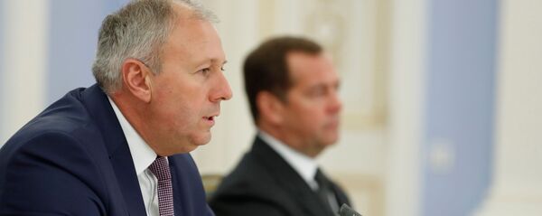 Старшыня ўрада РФ Дзмітрый Мядзведзеў і прэм'ер-міністр Беларусі Сяргей Румас Старшыня ўрада РФ Дзмітрый Мядзведзеў і прэм'ер-міністр Беларусі Сяргей Румас - Sputnik Беларусь