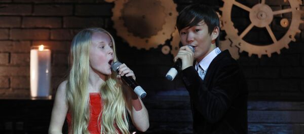 Удзельнікі конкурсу Дзіцячае Еўрабачанне -2019 Таццяна Межэнцава і Денберэл Ооржак Удзельнікі конкурсу Дзіцячае Еўрабачанне -2019 Таццяна Межэнцава і Денберэл Ооржак - Sputnik Беларусь