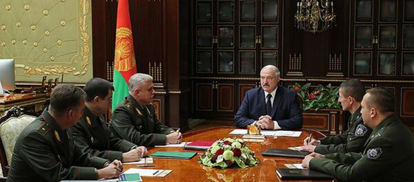 Совещание о развитии правительственной связи у президента Беларуси Александра Лукашенко - Sputnik Беларусь