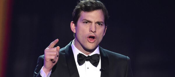 Американский актер Эштон Катчер  - Sputnik Беларусь