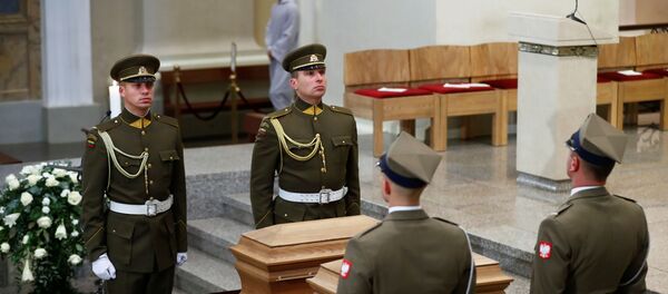 Церемонии перезахоронения участников восстания 1863 года  в Вильнюсе - Sputnik Беларусь