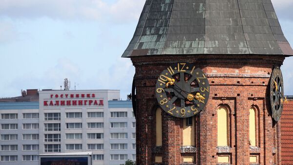 Трехсторонние башенные часы-куранты Кафедрального собора в Калининграде - Sputnik Беларусь