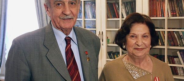 Ветераны советской разведки, Герой Советского Союза Геворк Вартанян и его жена Гоар  - Sputnik Беларусь